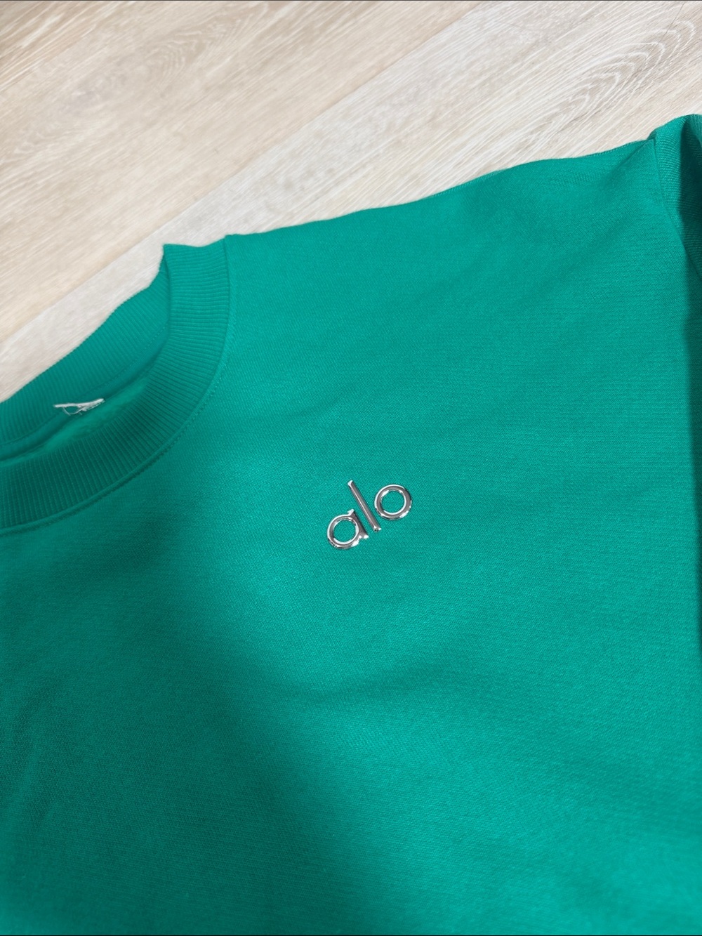 Alo Green Crewneck Sweatshirt - Picture 2 of 2